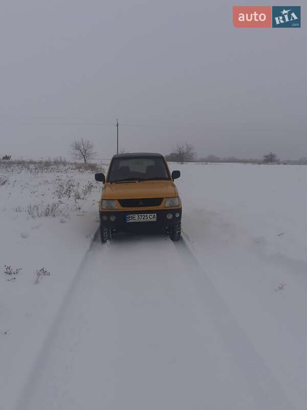 Внедорожник / Кроссовер Mitsubishi Pajero Mini 1998 в Врадиевке фото 3 Внедорожник / Кроссовер Mitsubishi Pajero Mini 1998 в Врадиевке