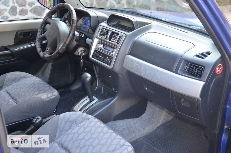 Внедорожник / Кроссовер Mitsubishi Pajero Pinin 2001 в Харькове