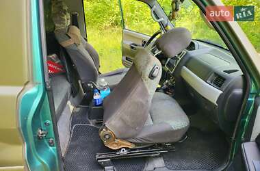 Внедорожник / Кроссовер Mitsubishi Pajero Pinin 1999 в 