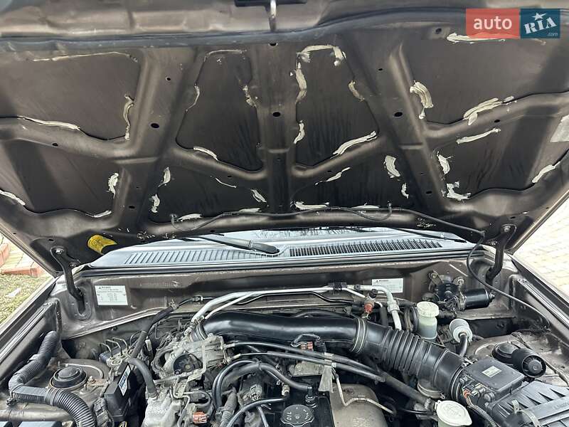 Позашляховик / Кросовер Mitsubishi Pajero Pinin 2002 в Миргороді