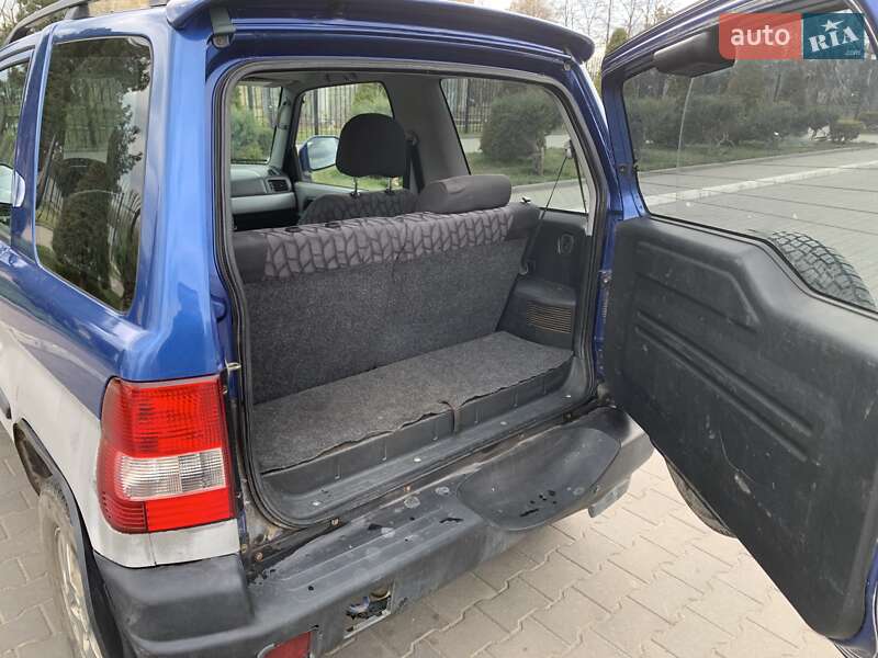 Внедорожник / Кроссовер Mitsubishi Pajero Pinin 2001 в Измаиле