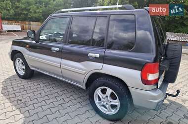 Позашляховик / Кросовер Mitsubishi Pajero Pinin 2005 в 