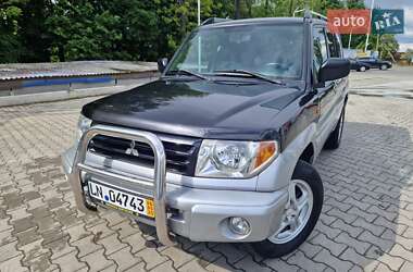 Позашляховик / Кросовер Mitsubishi Pajero Pinin 2005 в 