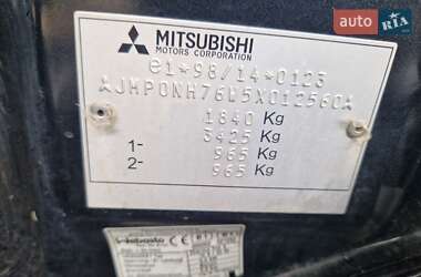 Позашляховик / Кросовер Mitsubishi Pajero Pinin 2005 в 