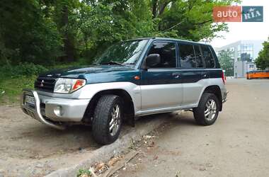 Внедорожник / Кроссовер Mitsubishi Pajero Pinin 2002 в Киеве