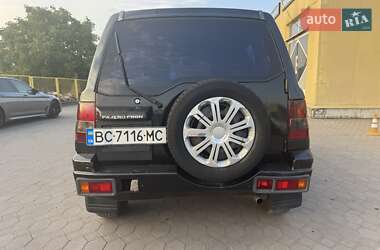 Внедорожник / Кроссовер Mitsubishi Pajero Pinin 2002 в 