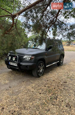 Внедорожник / Кроссовер Mitsubishi Pajero Pinin 2002 в 