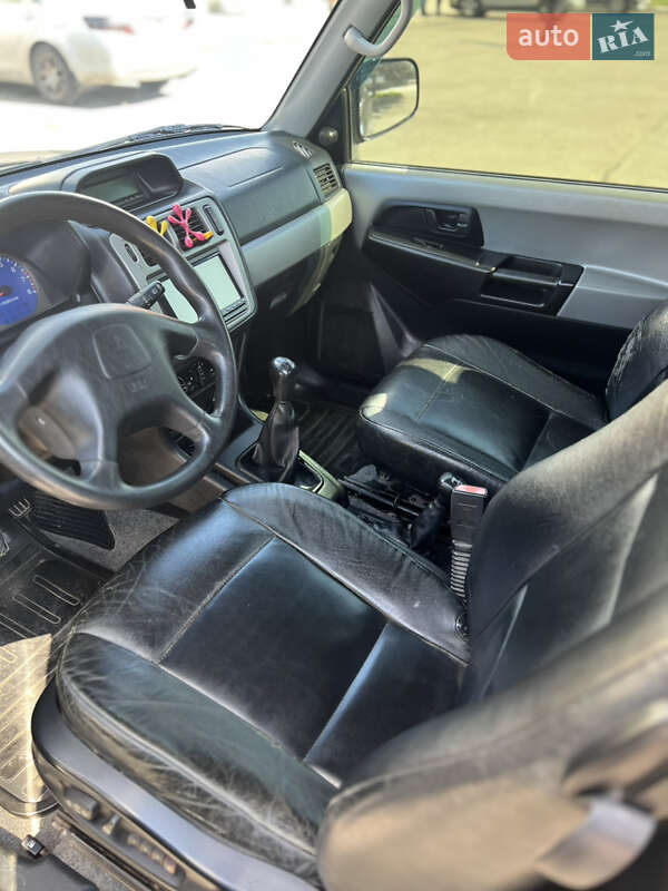 Внедорожник / Кроссовер Mitsubishi Pajero Pinin 1999 в Южноукраинске