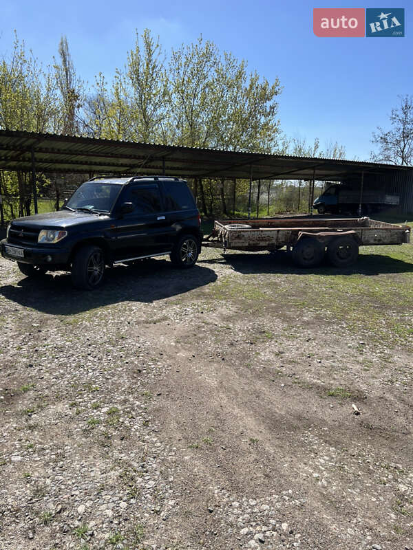 Внедорожник / Кроссовер Mitsubishi Pajero Pinin 1999 в Южноукраинске