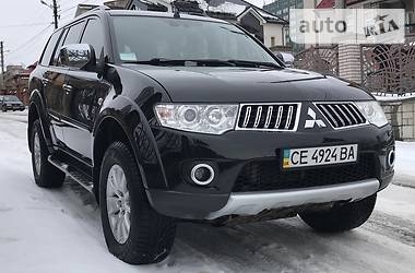 Позашляховик / Кросовер Mitsubishi Pajero Sport 2013 в Чернівцях