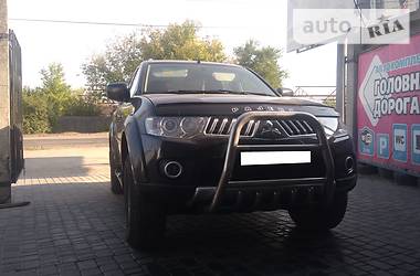 Внедорожник / Кроссовер Mitsubishi Pajero Sport 2012 в Черкассах