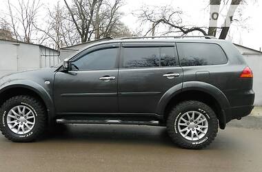 Позашляховик / Кросовер Mitsubishi Pajero Sport 2011 в Кривому Розі