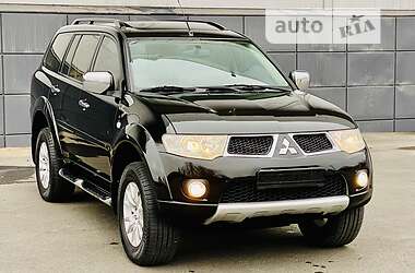 Внедорожник / Кроссовер Mitsubishi Pajero Sport 2009 в Одессе