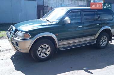 Позашляховик / Кросовер Mitsubishi Pajero Sport 2000 в Каневі