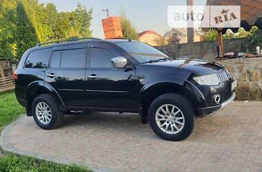 Внедорожник / Кроссовер Mitsubishi Pajero Sport 2012 в Моршине