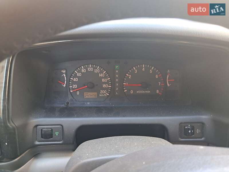 Позашляховик / Кросовер Mitsubishi Pajero Sport 2003 в Києві