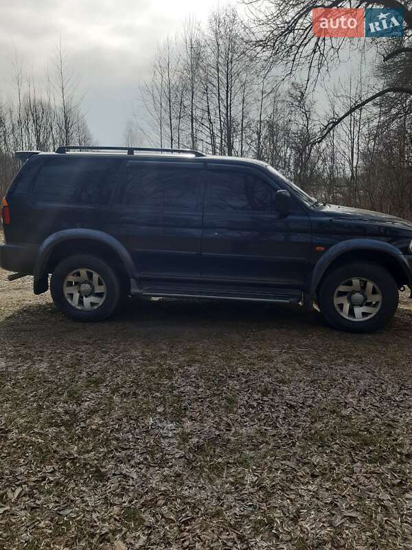 Внедорожник / Кроссовер Mitsubishi Pajero Sport 2004 в Лебедине