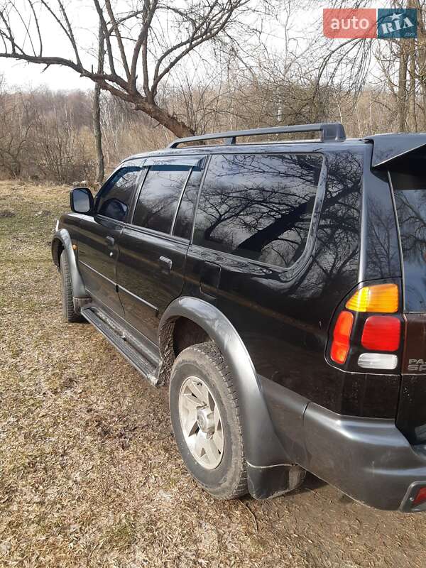 Внедорожник / Кроссовер Mitsubishi Pajero Sport 2004 в Лебедине