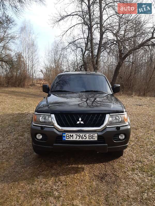 Mitsubishi Pajero Sport 2004