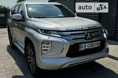 Внедорожник / Кроссовер Mitsubishi Pajero Sport 2020 в Киеве