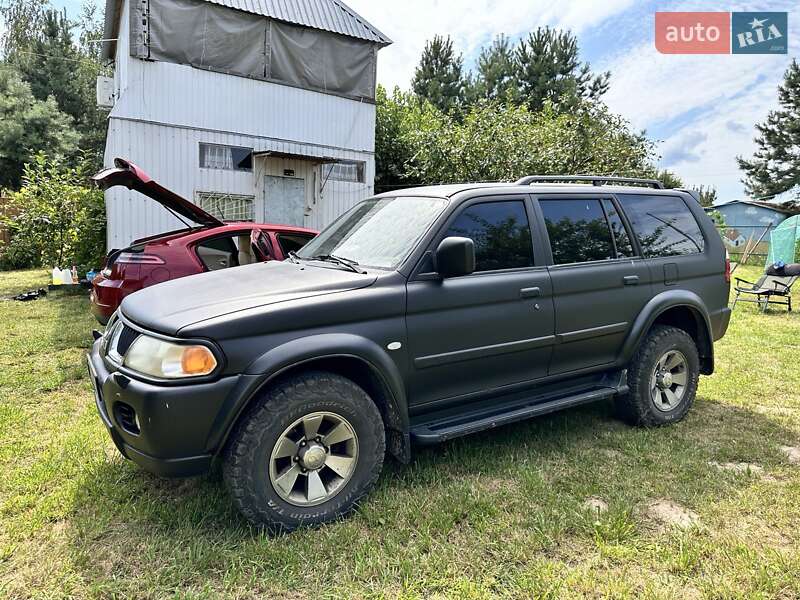 Позашляховик / Кросовер Mitsubishi Pajero Sport 2007 в Києві