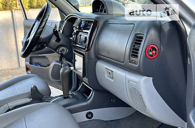 Позашляховик / Кросовер Mitsubishi Pajero Sport 2003 в 