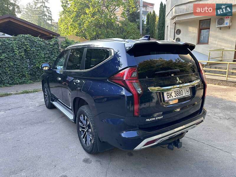 Внедорожник / Кроссовер Mitsubishi Pajero Sport 2021 в Ровно
