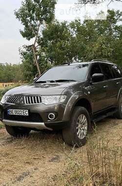 Позашляховик / Кросовер Mitsubishi Pajero Sport 2011 в Вознесенську