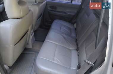 Внедорожник / Кроссовер Mitsubishi Pajero Sport 2003 в 