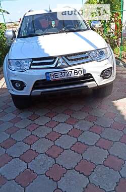 Внедорожник / Кроссовер Mitsubishi Pajero Sport 2014 в Николаеве