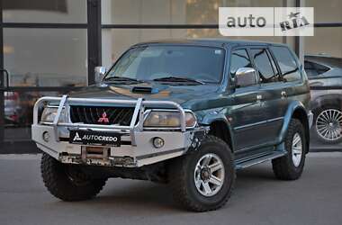 Позашляховик / Кросовер Mitsubishi Pajero Sport 2000 в Харкові