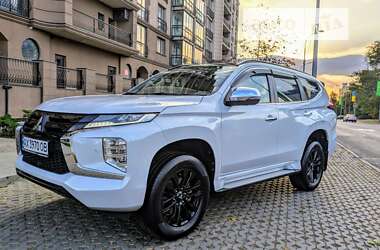 Внедорожник / Кроссовер Mitsubishi Pajero Sport 2021 в Харькове