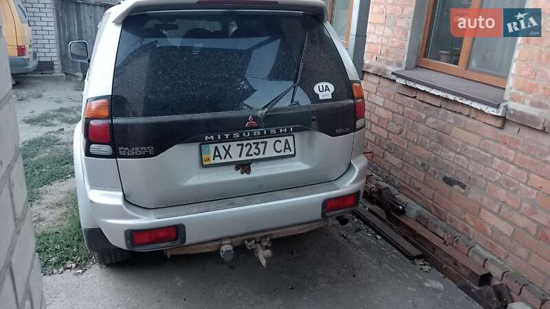 Внедорожник / Кроссовер Mitsubishi Pajero Sport 2001 в 