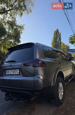 Позашляховик / Кросовер Mitsubishi Pajero Sport 2012 в Харкові