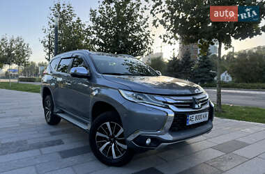 Внедорожник / Кроссовер Mitsubishi Pajero Sport 2016 в Днепре