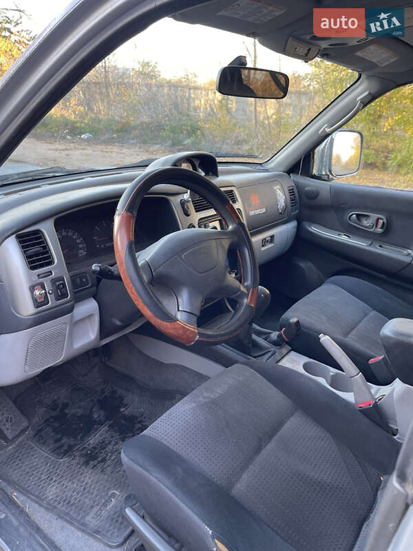 Внедорожник / Кроссовер Mitsubishi Pajero Sport 2000 в Одессе