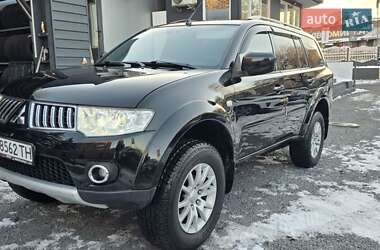 Позашляховик / Кросовер Mitsubishi Pajero Sport 2012 в Львові