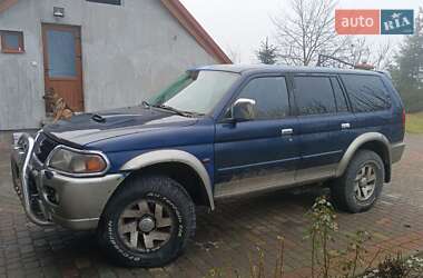 Позашляховик / Кросовер Mitsubishi Pajero Sport 2000 в Львові