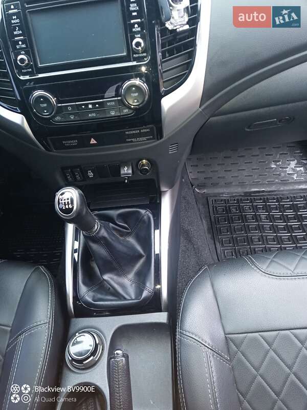 Внедорожник / Кроссовер Mitsubishi Pajero Sport 2018 в Полтаве