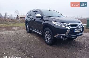 Внедорожник / Кроссовер Mitsubishi Pajero Sport 2018 в Полтаве