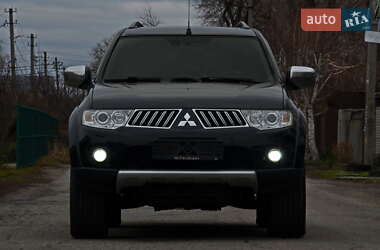 Позашляховик / Кросовер Mitsubishi Pajero Sport 2012 в Дніпрі