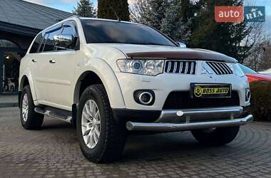 Позашляховик / Кросовер Mitsubishi Pajero Sport 2012 в Львові