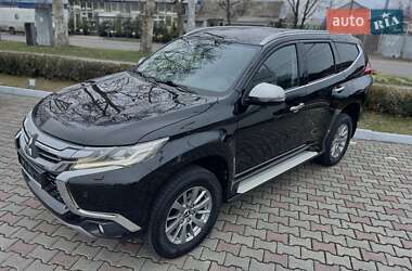 Внедорожник / Кроссовер Mitsubishi Pajero Sport 2017 в Одессе