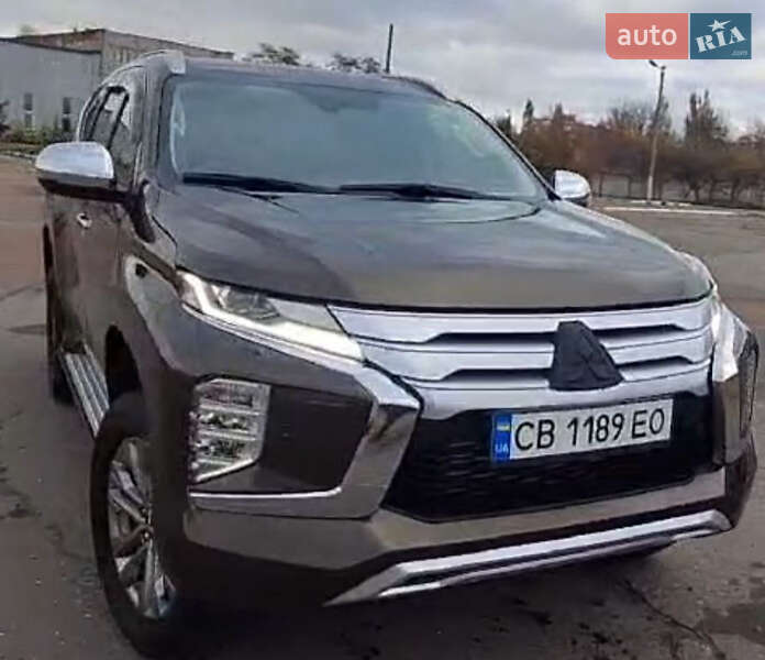 Mitsubishi Pajero Sport 2022