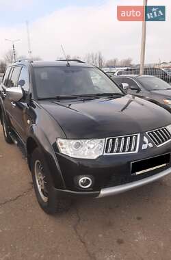 Внедорожник / Кроссовер Mitsubishi Pajero Sport 2011 в Киеве