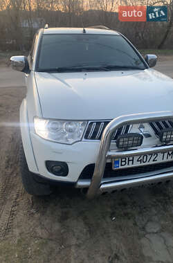 Внедорожник / Кроссовер Mitsubishi Pajero Sport 2012 в Тарутине