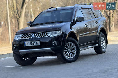 Позашляховик / Кросовер Mitsubishi Pajero Sport 2011 в Камені-Каширському