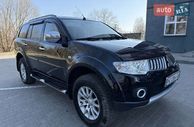 Позашляховик / Кросовер Mitsubishi Pajero Sport 2011 в Камені-Каширському