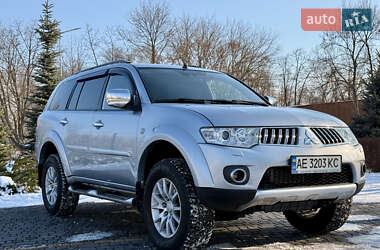 Позашляховик / Кросовер Mitsubishi Pajero Sport 2011 в Кам'янському