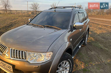 Внедорожник / Кроссовер Mitsubishi Pajero Sport 2011 в Одессе